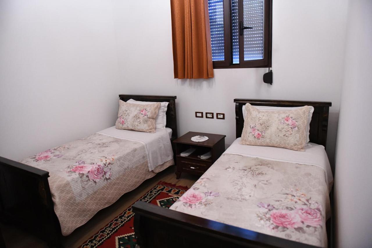 Hotel Kaceli Berat Exterior foto