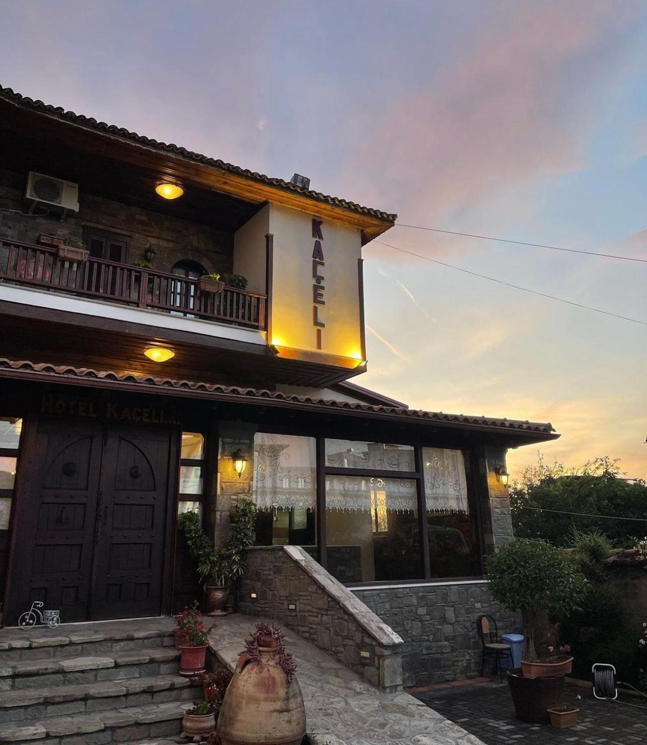 Hotel Kaceli Berat Exterior foto