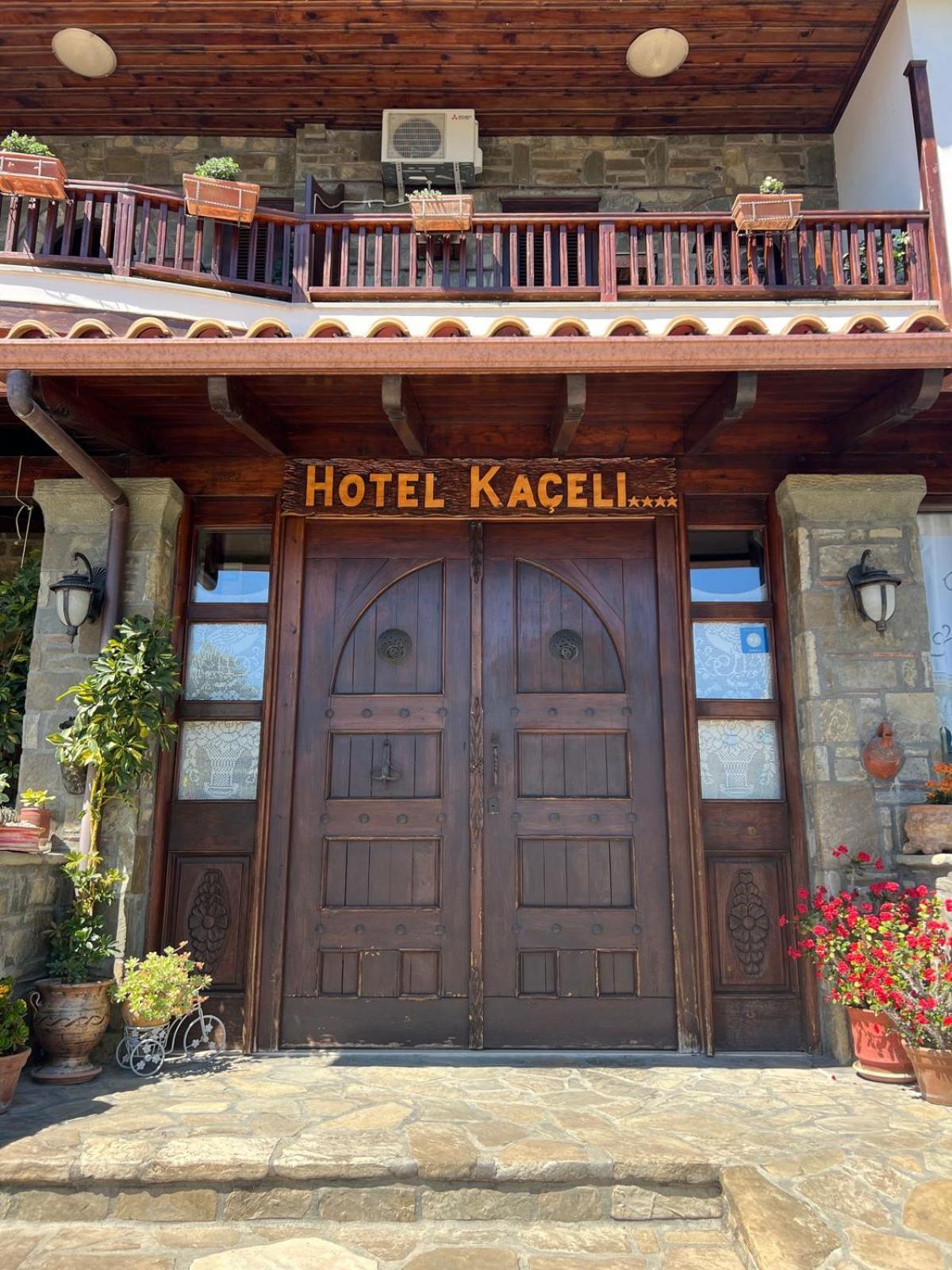 Hotel Kaceli Berat Exterior foto