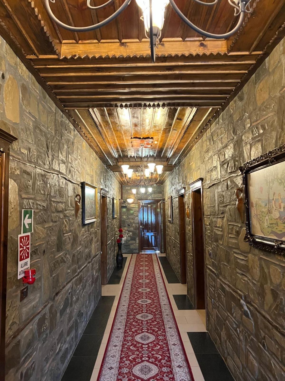 Hotel Kaceli Berat Exterior foto